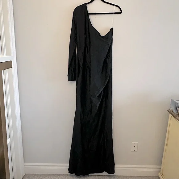 NWT - FashionNova A Forever Love Black Formal Evening Floor Length Maxi Dress - Picture 3 of 7